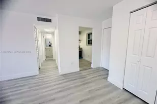 6095 W 18th Ave, Hialeah, FL 33012 - Photo 19