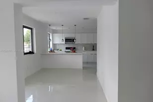 1480 NE 157th St, North Miami Beach, FL 33162 - Photo 15