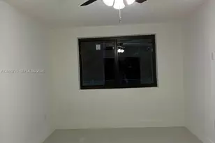1480 NE 157th St, North Miami Beach, FL 33162 - Photo 21