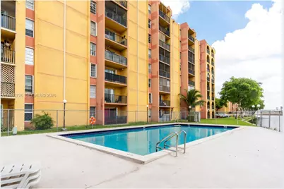 4717 NW 7th St #609-10, Miami, FL 33126 - Photo 9