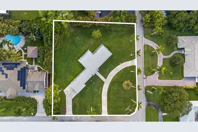 360 Holly Ln, Plantation, FL 33317 - Photo 51