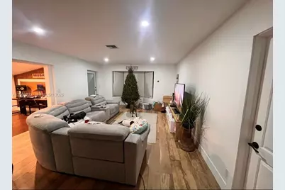 7161 SW 13th St, Pembroke Pines, FL 33023 - Photo 3