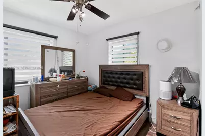 1390 NE 129th St, North Miami, FL 33161 - Photo 17
