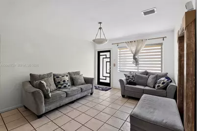 1390 NE 129th St, North Miami, FL 33161 - Photo 13