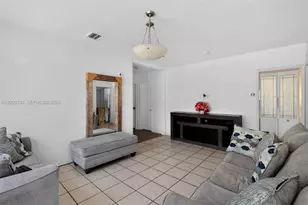 1390 NE 129th St, North Miami, FL 33161 - Photo 9