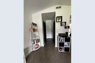 17839 NW 63rd Ct, Hialeah, FL 33015 - Photo 7