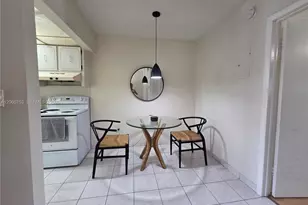 415 NE 2nd St, Hallandale Beach, FL 33009 - Photo 11