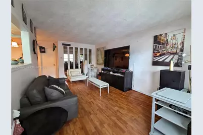 415 NE 2nd St #217, Hallandale Beach, FL 33009 - Photo 5