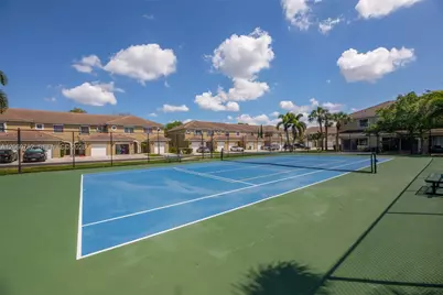 728 SW 122nd Ave, Pembroke Pines, FL 33025 - Photo 31
