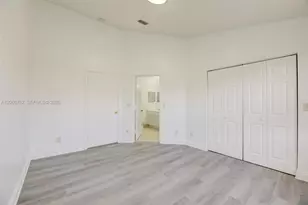 728 SW 122nd Ave, Pembroke Pines, FL 33025 - Photo 19