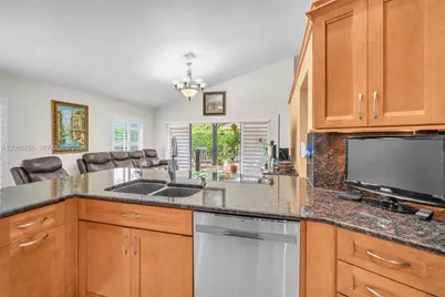 5143 NW 42nd Ter, Coconut Creek, FL 33073 - Photo 27