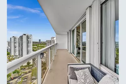 3731 N Country Club Dr #PH-24, Aventura, FL 33180 - Photo 21