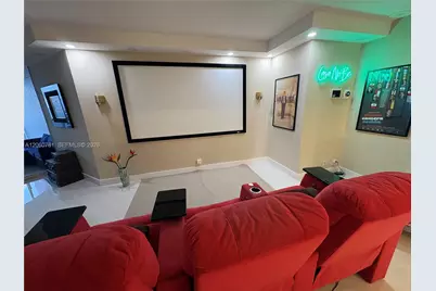 6767 Collins Ave #1701, Miami Beach, FL 33141 - Photo 17