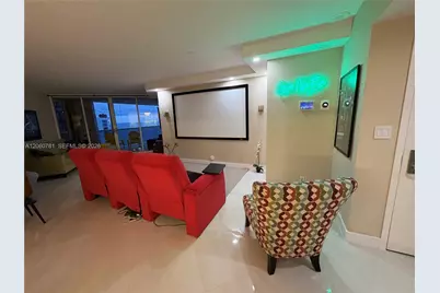 6767 Collins Ave #1701, Miami Beach, FL 33141 - Photo 21