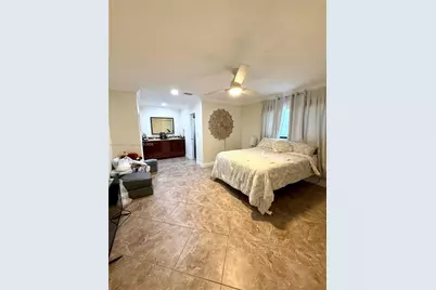 8731 NW 153rd Ter, Miami Lakes, FL 33018 - Photo 9