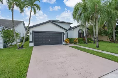 758 Lake Wellington Dr, Wellington, FL 33414 - Photo 5