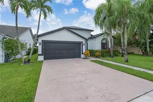 758 Lake Wellington Dr, Wellington, FL 33414 - Photo 5