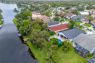 758 Lake Wellington Dr, Wellington, FL 33414 - Photo 43