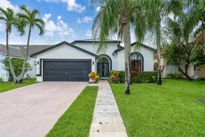 758 Lake Wellington Dr, Wellington, FL 33414 - Photo 3