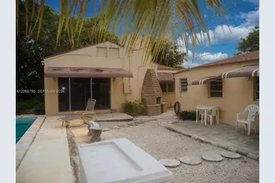 2619 Arthur St #1, Hollywood, FL 33020 - Photo 17