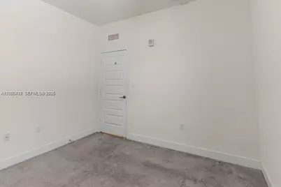 8031 NW 104th Ave #31, Doral, FL 33178 - Photo 9