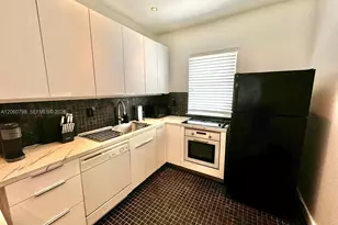 736 13th St, Miami Beach, FL 33139 - Photo 7