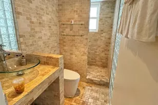 736 13th St, Miami Beach, FL 33139 - Photo 17