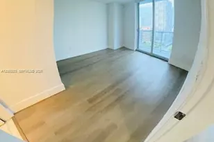 185 SW 7th St, Miami, FL 33130 - Photo 15