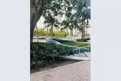 185 SW 7th St #1605, Miami, FL 33130 - Photo 7