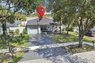9011 NW 193rd Ter, Hialeah, FL 33018 - Photo 31