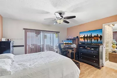 9011 NW 193rd Ter, Hialeah, FL 33018 - Photo 19