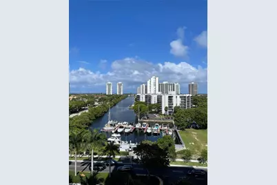 3375 N Country Club Dr #803, Aventura, FL 33180 - Photo 3