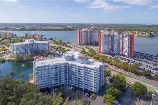 1200 NE Miami Gardens Dr, Miami, FL 33179 - Photo 25