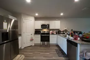 559 Heritage Crossing, Other City - In The State Of Florida, FL 32063 - Photo 9