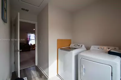 559 Heritage Xing, Other City - In The State Of Florida, FL 32063 - Photo 23