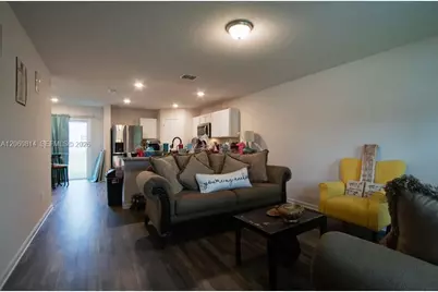 559 Heritage Xing, Other City - In The State Of Florida, FL 32063 - Photo 5