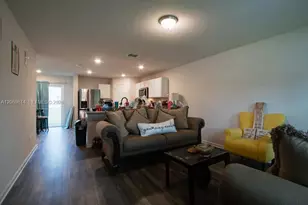 559 Heritage Crossing, Other City - In The State Of Florida, FL 32063 - Photo 5