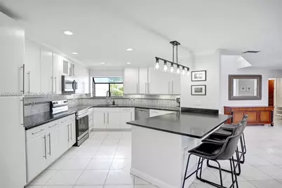 22688 Caravelle Cir #22688, Boca Raton, FL 33433 - Photo 15