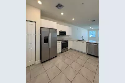 10270 NW 66th St #101, Doral, FL 33178 - Photo 3