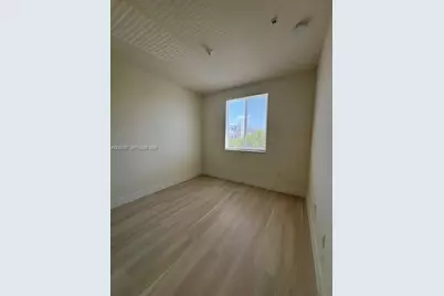 10270 NW 66th St #101, Doral, FL 33178 - Photo 11