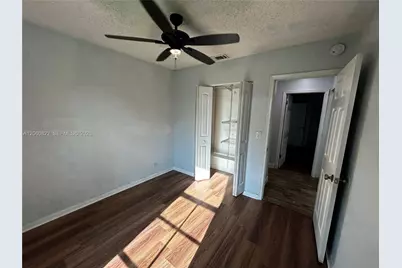 2403 NW 108th Ter, Sunrise, FL 33322 - Photo 29