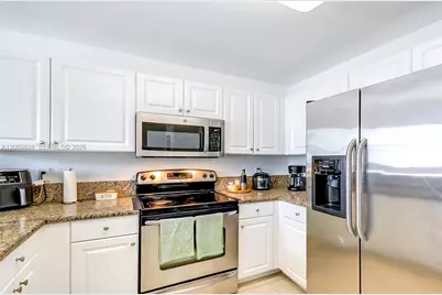 11403 NW 89th St #217, Doral, FL 33178 - Photo 13