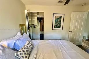 1710 NE 5th Ct, Fort Lauderdale, FL 33301 - Photo 13
