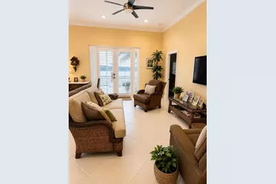 1853 NW 130th Ave, Pembroke Pines, FL 33028 - Photo 5
