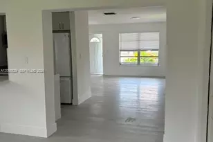 7311 NW 57th Dr, Tamarac, FL 33321 - Photo 15