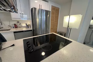 1390 Ocean Dr, Miami Beach, FL 33139 - Photo 17