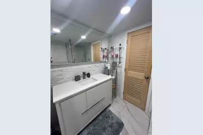 1390 Ocean Dr #101, Miami Beach, FL 33139 - Photo 25