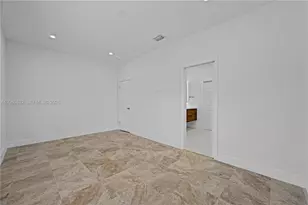 818 NE 3rd St, Hallandale Beach, FL 33009 - Photo 11