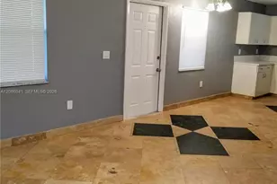 2761 NW 6th St, Pompano Beach, FL 33069 - Photo 9