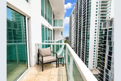 41 SE 5th St #1412, Miami, FL 33131 - Photo 7